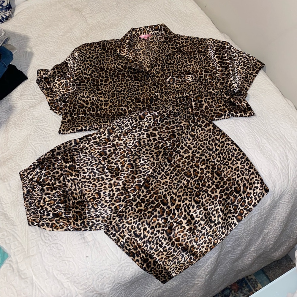 XL Leopard PJ set.
